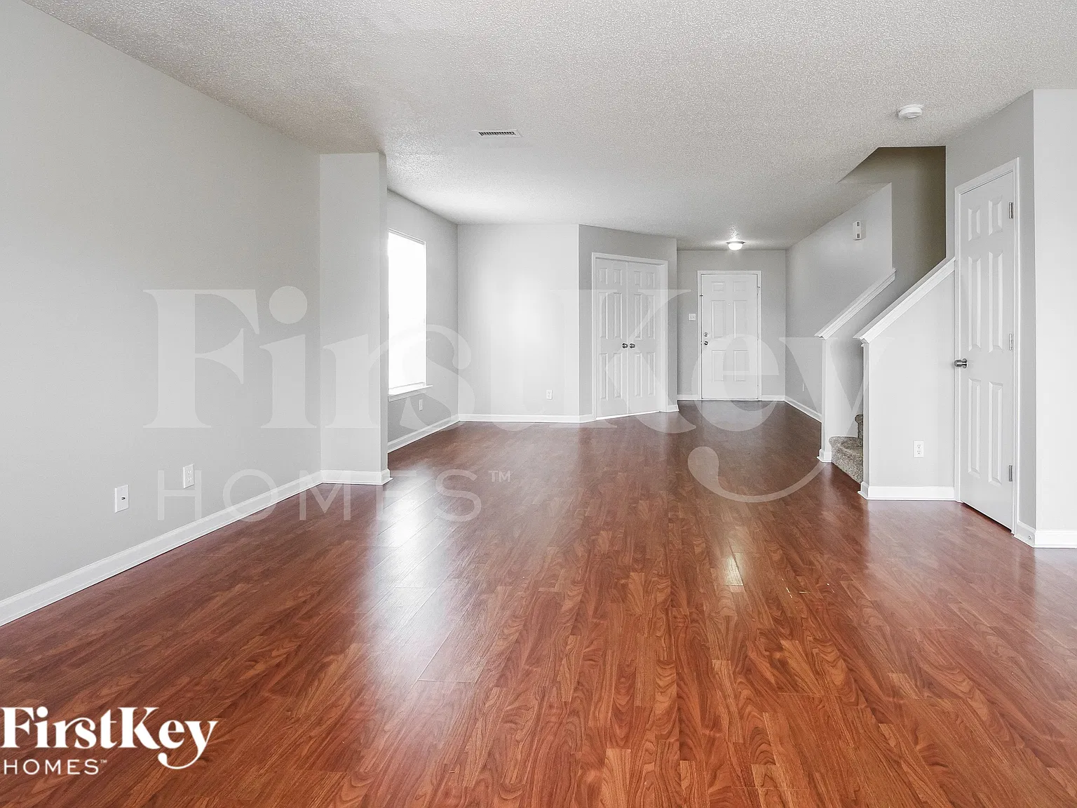 3 bed, 2.5 bath, 2364 sqft, $2,190 — Photo 3