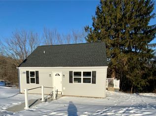 75 Meneely Rd, Burgettstown, PA 15021