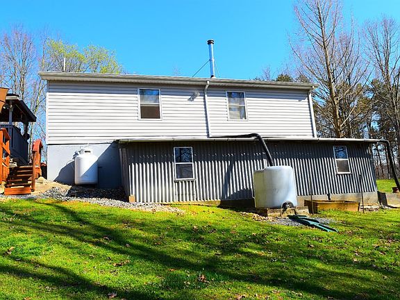 5th image of 301 Otterview Dr