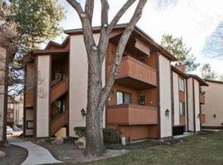 6898 Cntrywds Cir, Midvale, UT 84047