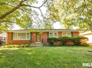 2112 Brentwood Dr, Springfield, IL 62704