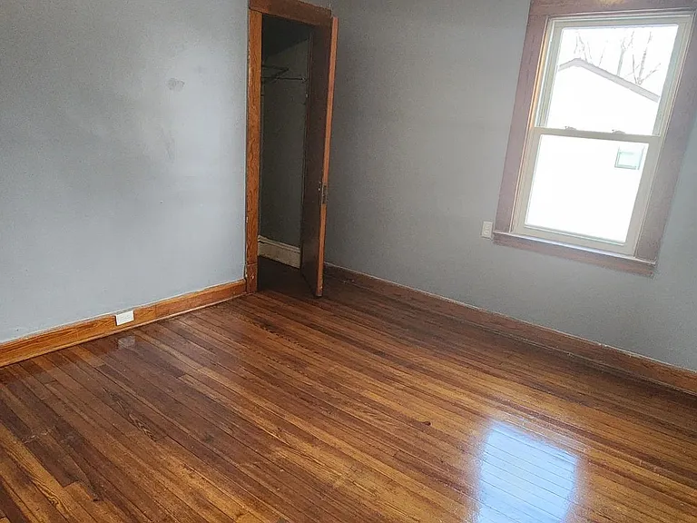 20664 Miller Ave — Photo 12