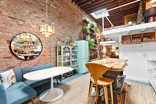 Rented by Corcoran | media 23