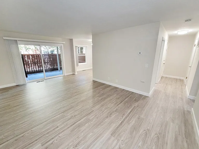 135 Acalanes Dr #7 — Photo 4