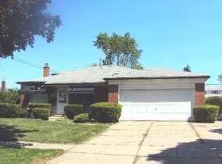 30842 Ridgefield Ave, Warren, MI 48088