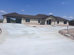 424 La Paz Loop, Del Rio, TX 78840