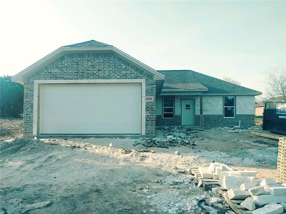 1st image of 2202 Snake River Dr