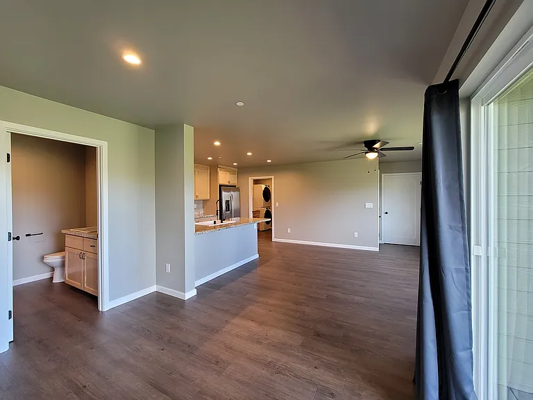 835 Camellia Dr #C — Photo 6