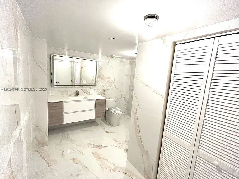 290 174th St #619 — Photo 21