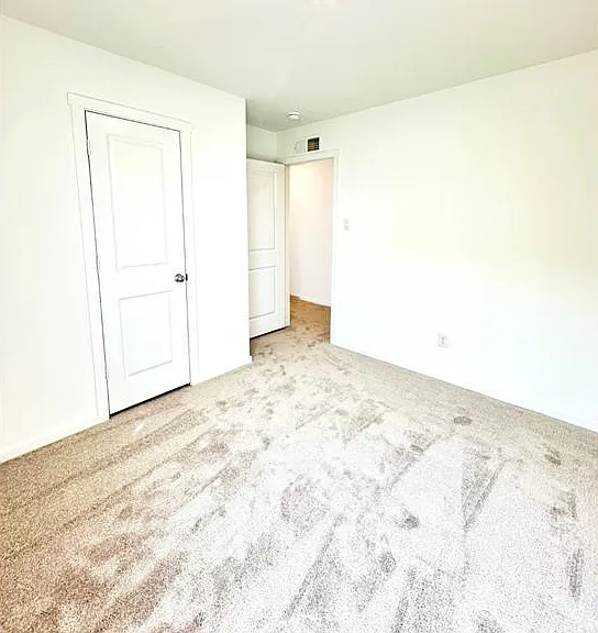 908 Grebe Dr — Photo 13
