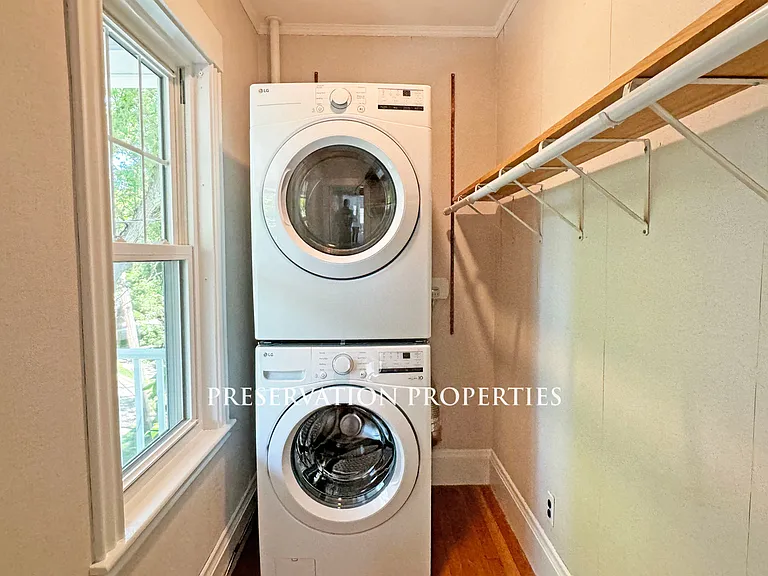 31-33 Harding St #1 — Photo 4
