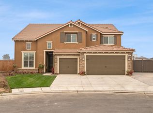 978 Descanso Ave, Clovis, CA 93619