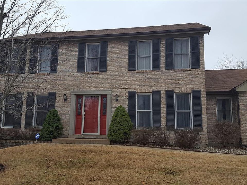 2nd image of 18 Cynthiana Ct