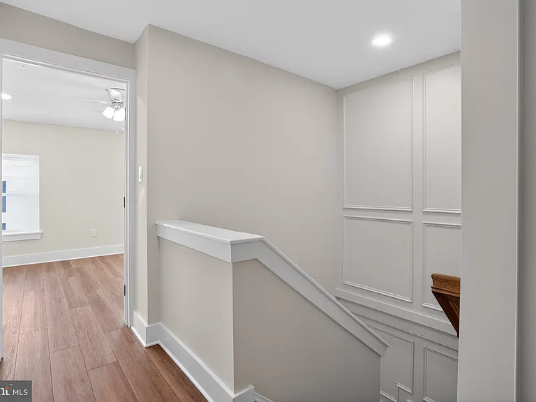 344 Grove St — Photo 18