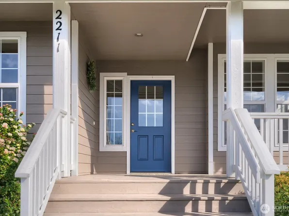 2211 Oregon Avenue, Anacortes, WA 98221