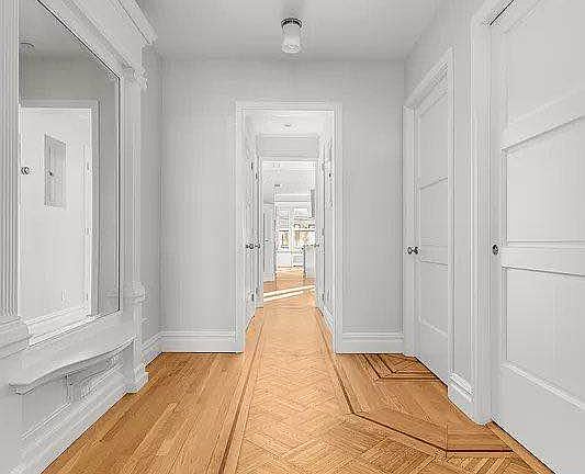 5th image of 1222 Carroll St #2R