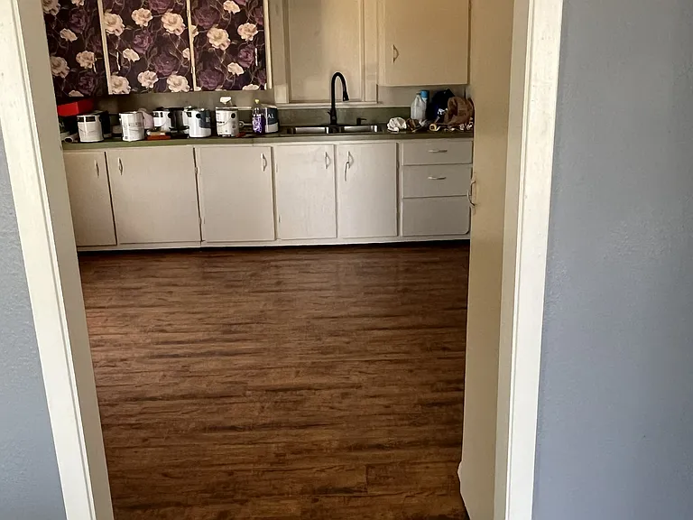 1019 Clay St — Photo 19