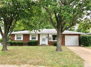 1112 State St, Collinsville, IL 62234