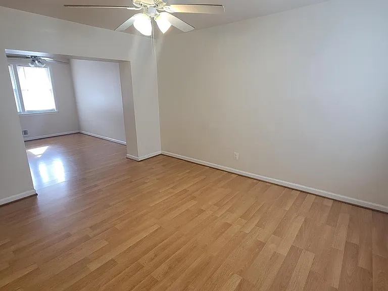 3443 Dunhaven Rd — Photo 2
