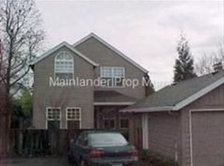 636 3rd St, Lake Oswego, OR 97034