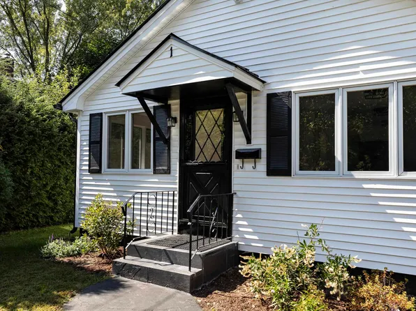 1 Avon Avenue, Lebanon, NH 03766