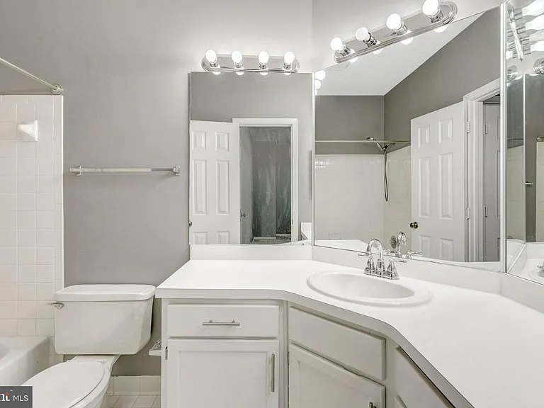 4413 Fair Stone Dr #306 — Photo 6