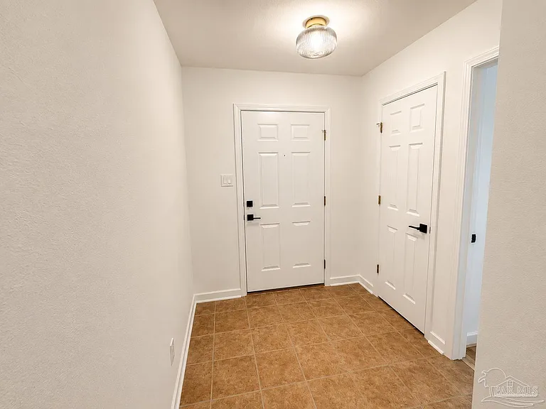 315 Mirabelle Dr — Photo 11