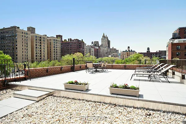 Sold by Town Residential | media 5