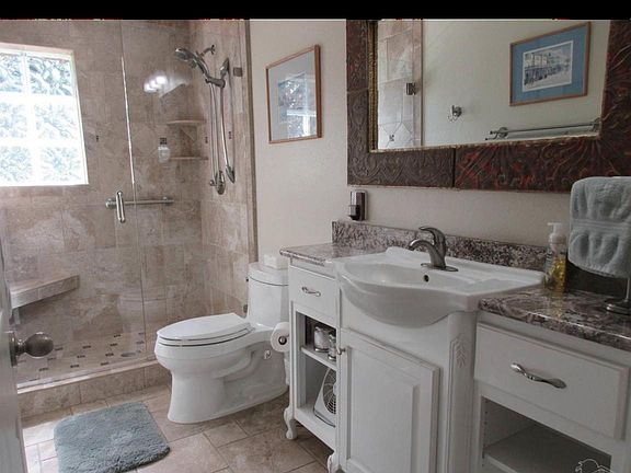 4th image of 4807 Royal Pines Dr