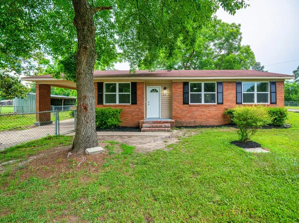 19 Ivan St, Warrenville, SC 29851