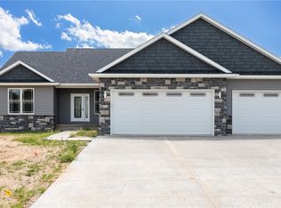 13241 N Country Club Rd, Effingham, IL 62401