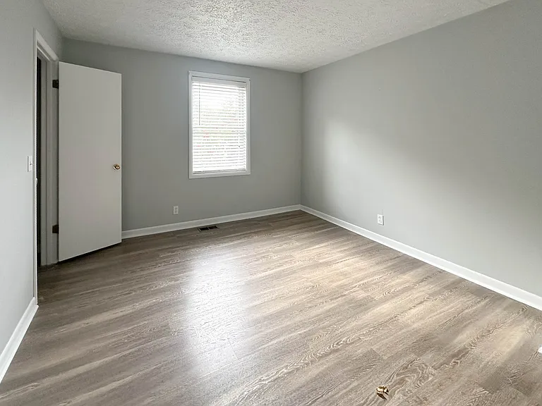 3307 Falls Creek Dr — Photo 8