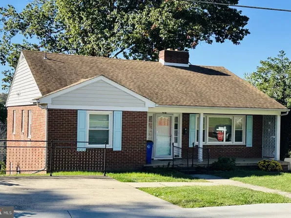 416 W B St, Brunswick, MD 21716