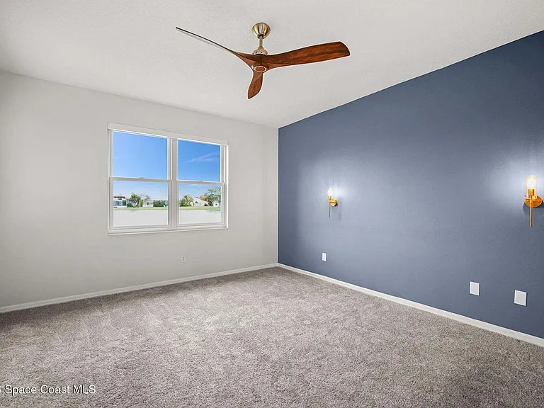 2253 Brightwood Cir — Photo 14