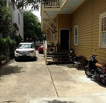 2nd image of 1323 Saint Mary St