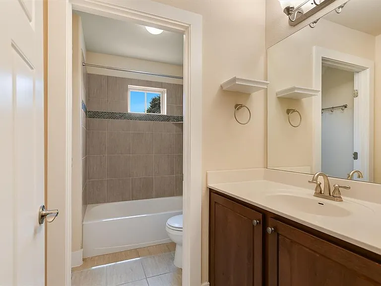 10908 Railway Ln #76 — Photo 15