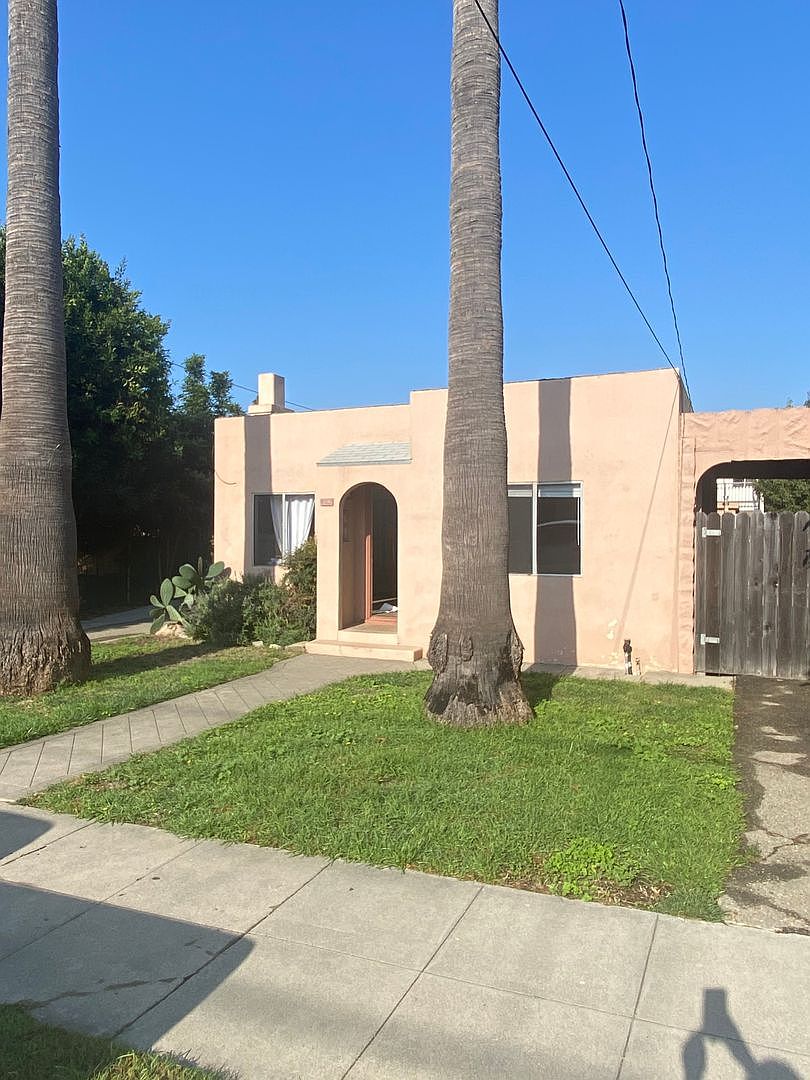 215 S Santa Cruz St Ventura CA 93001 Zillow