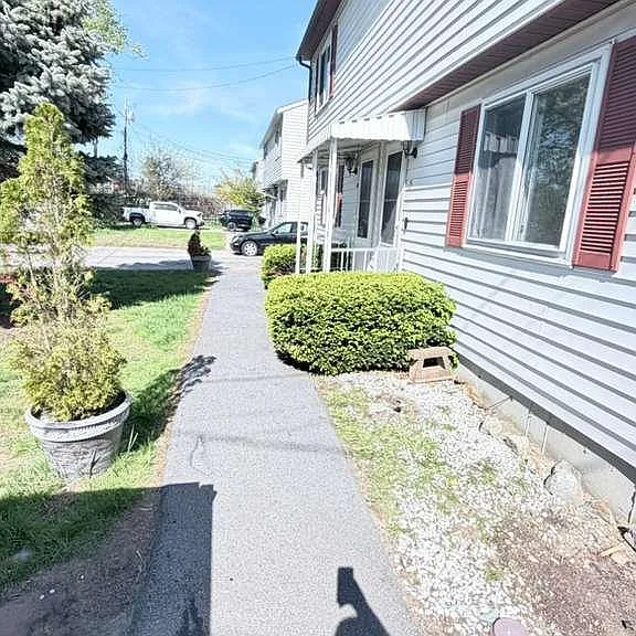 25 Hampton St — Photo 2