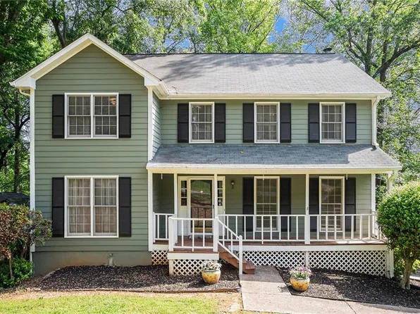 929 Hampton Trl NW, Lilburn, GA 30047