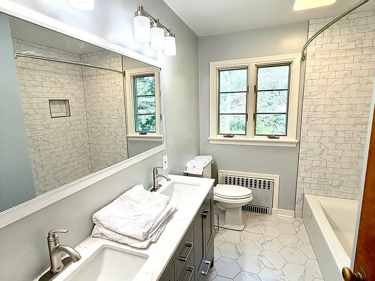 376 Arbor Rd — Photo 24