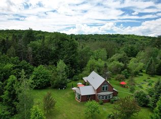 5551 Noyestar Rd, East Hardwick, VT 05836