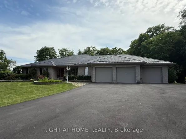1453 Millenium Ct, Kingston, ON K7L 5H6