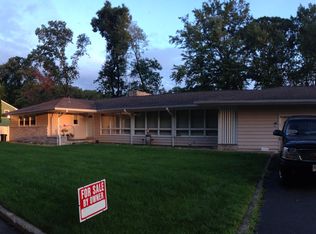 41 Woods Rd, Little Falls, NJ 07424