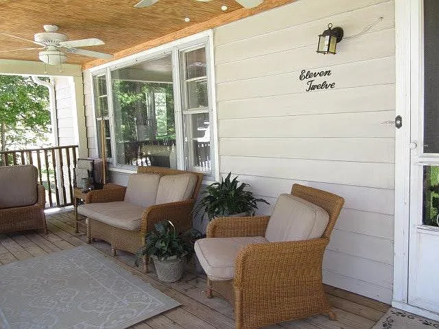 1112 Dogwood Drive — Photo 2