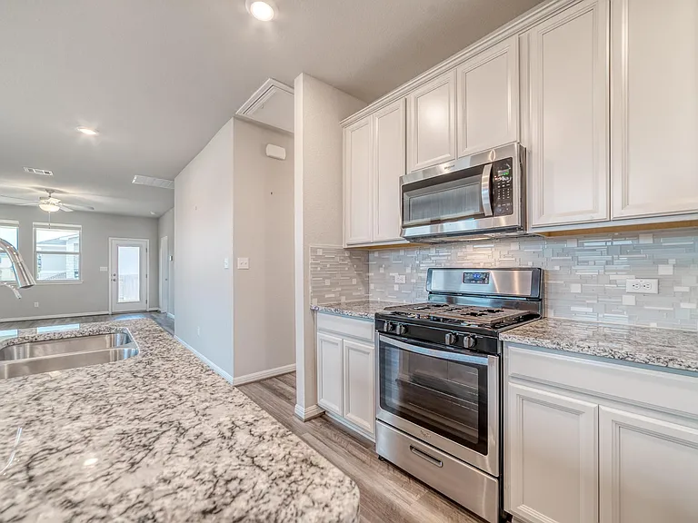 101 Red Cedar Ct — Photo 11