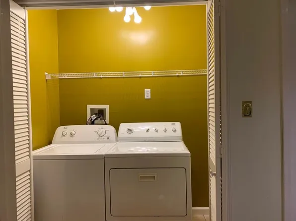 165 Grant Avenue image 5 of 13