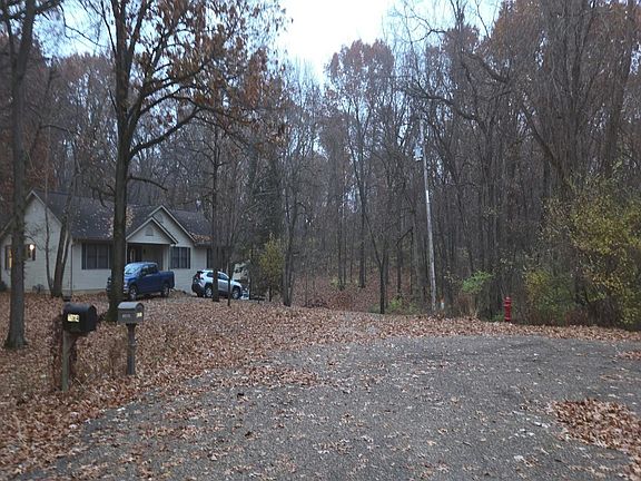 5th image of 11064 Robin Ln