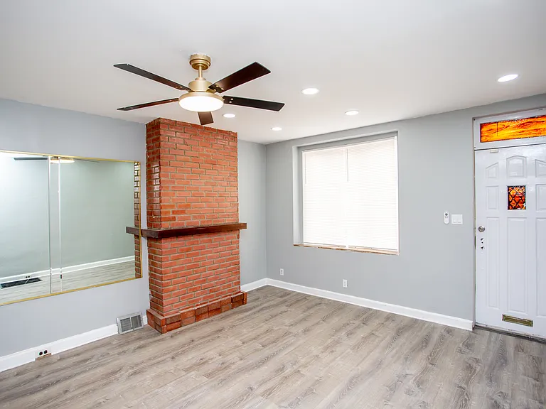 2465 N Garnet St — Photo 39
