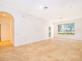 6214 Stevenson Dr