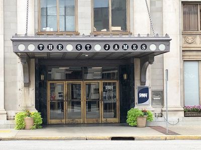 401 10th St APT 1204, Huntington, WV, 25701